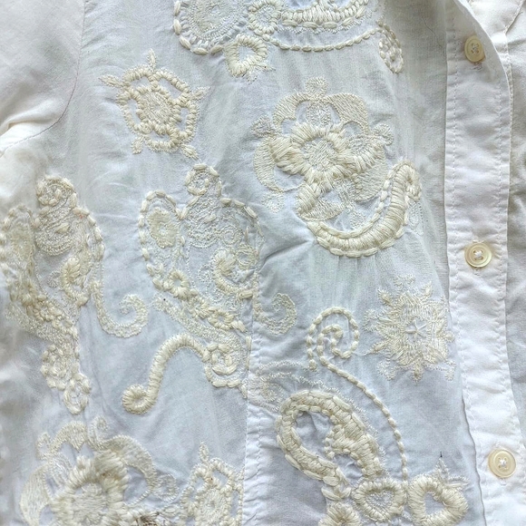 Embroidered Shirt - Picture 4 of 6